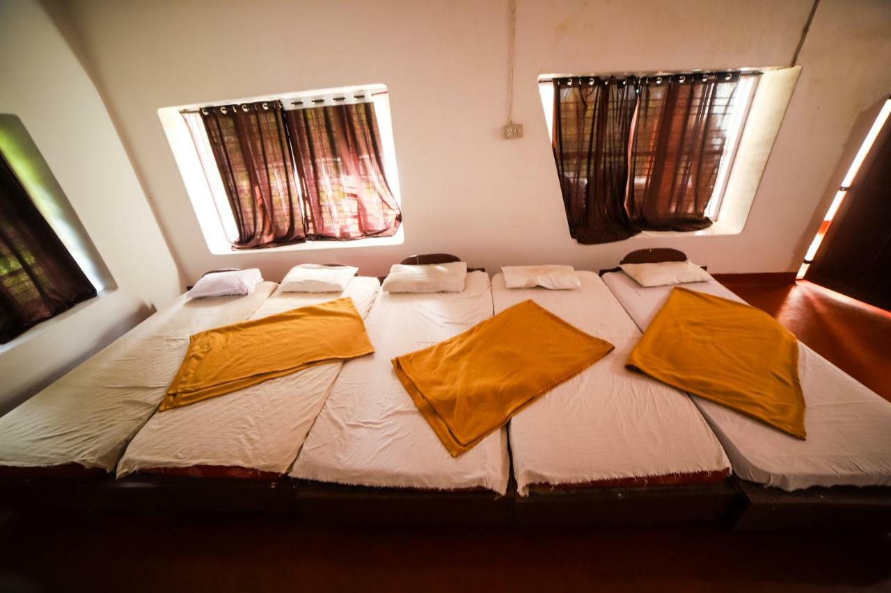 Misty Valley Hill Resorts Nelliyampathy 外观 照片